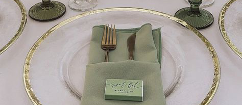 Dekoracje na stół weselny: jakie wybrać?